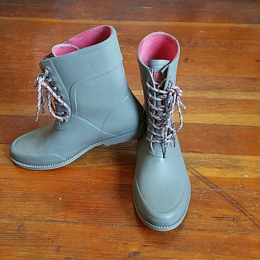 **SOLD VIA MERCARI** DKNY rainboots